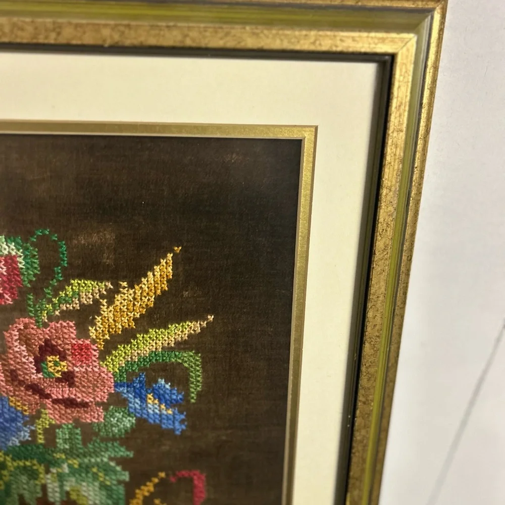 Framed Vintage Floral Cross-Stitch Artwork from 1967 - Picture 3 of 6